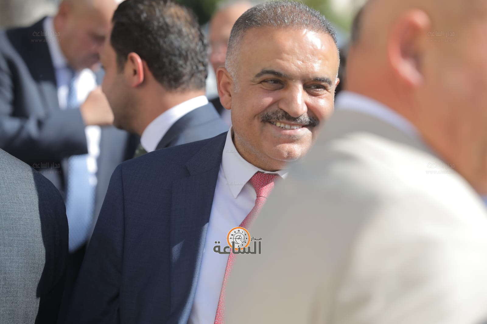 Madar Al-Saa Images 0.9767652417518381