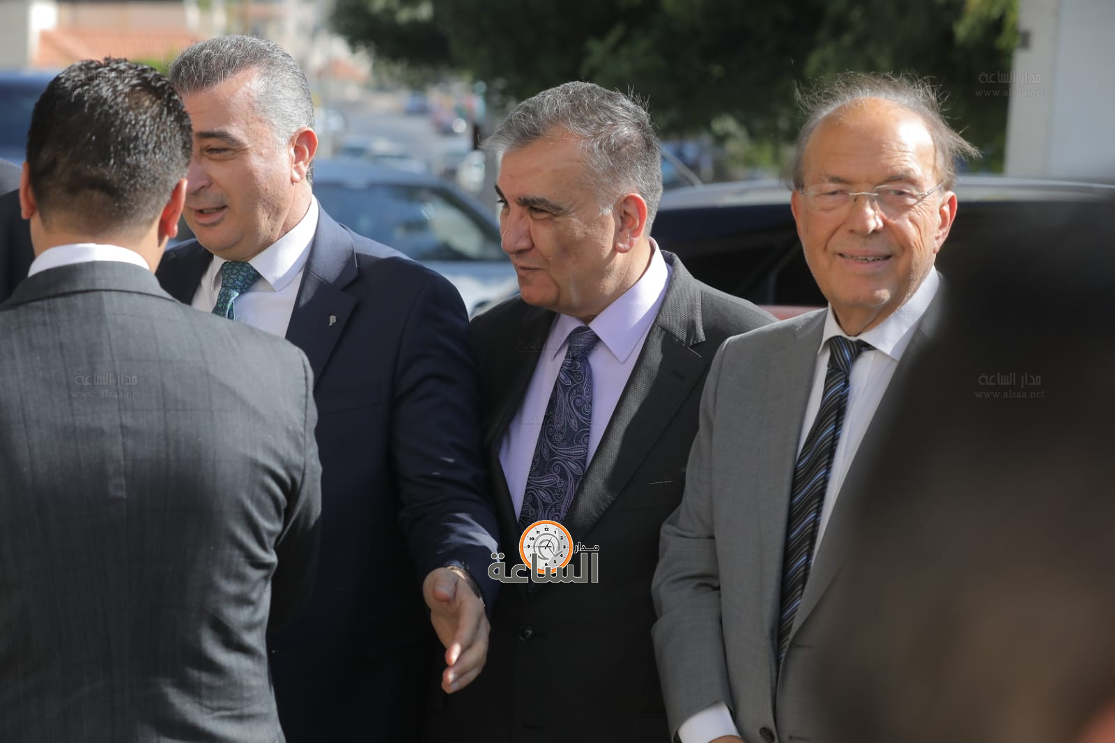 Madar Al-Saa Images 0.6558752476526399