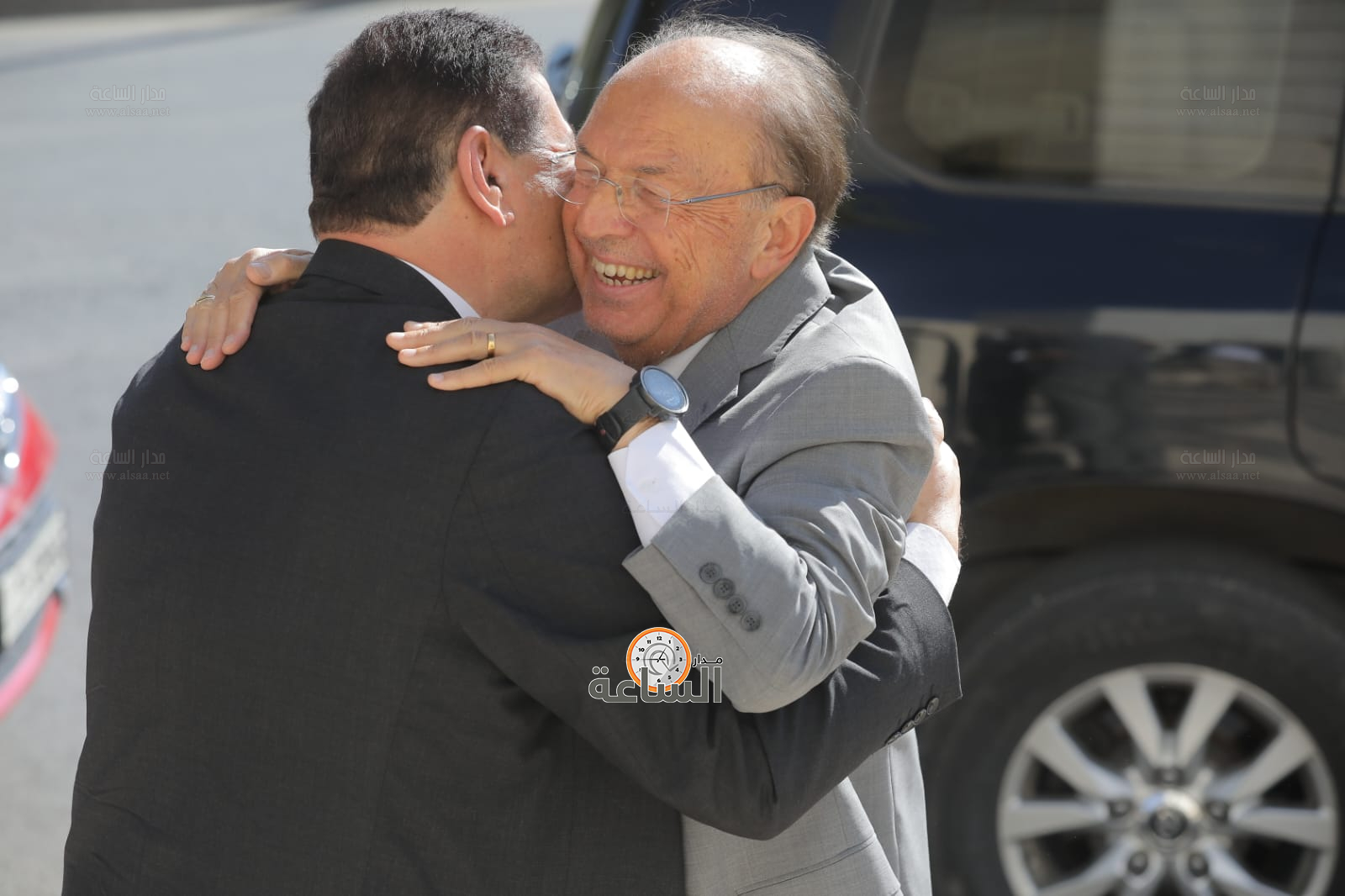 Madar Al-Saa Images 0.6081147461282547