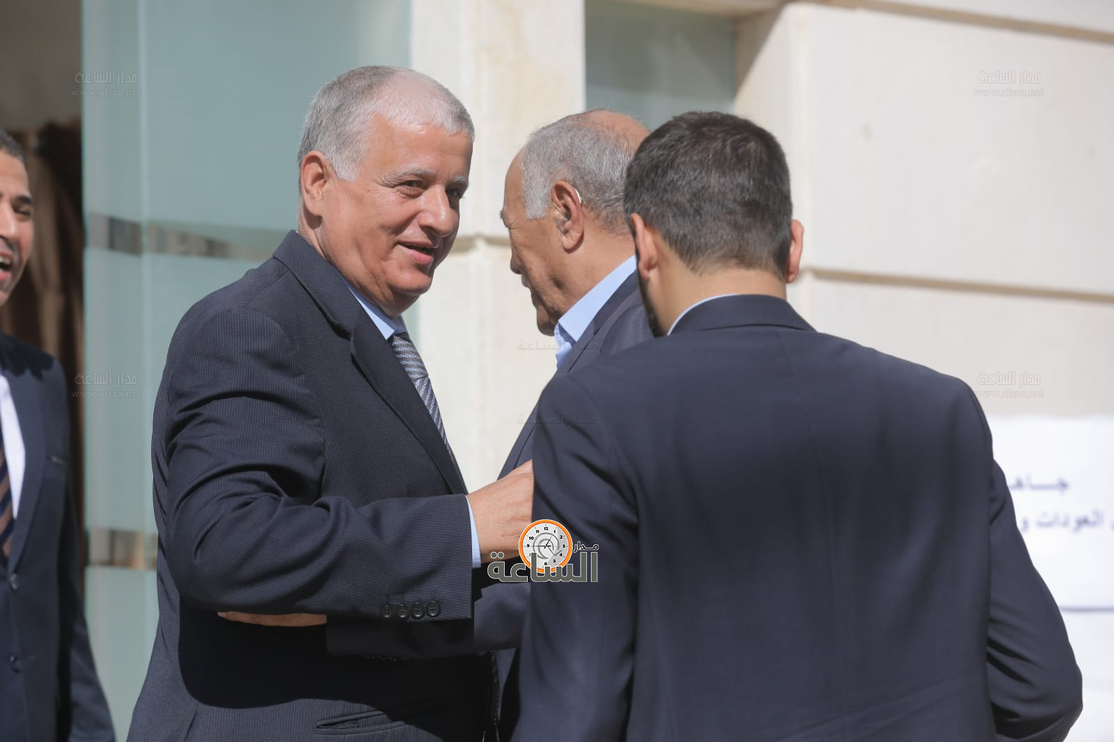 Madar Al-Saa Images 0.7703921562107348