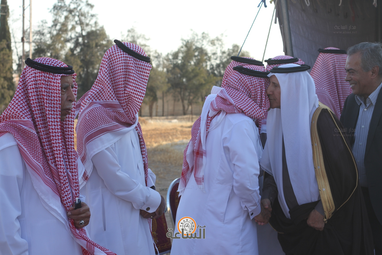 Madar Al-Saa Images 0.4530136090382918