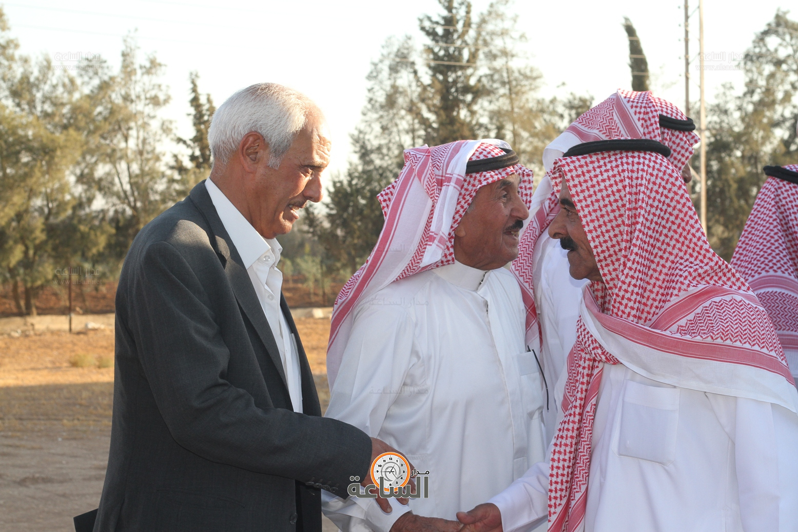 Madar Al-Saa Images 0.251969102859529