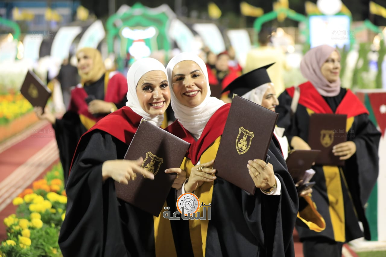 Madar Al-Saa Images 0.7766622052503809