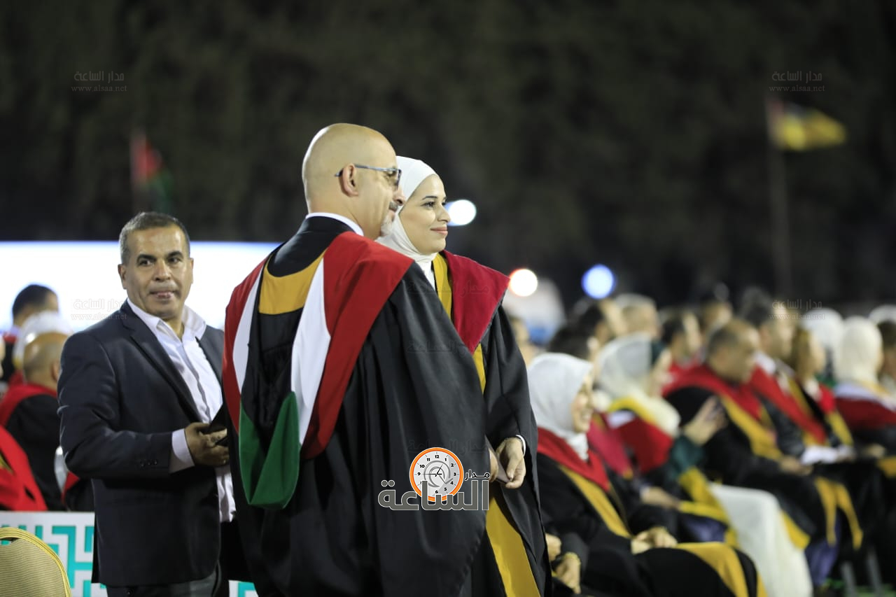 Madar Al-Saa Images 0.7705177799710152