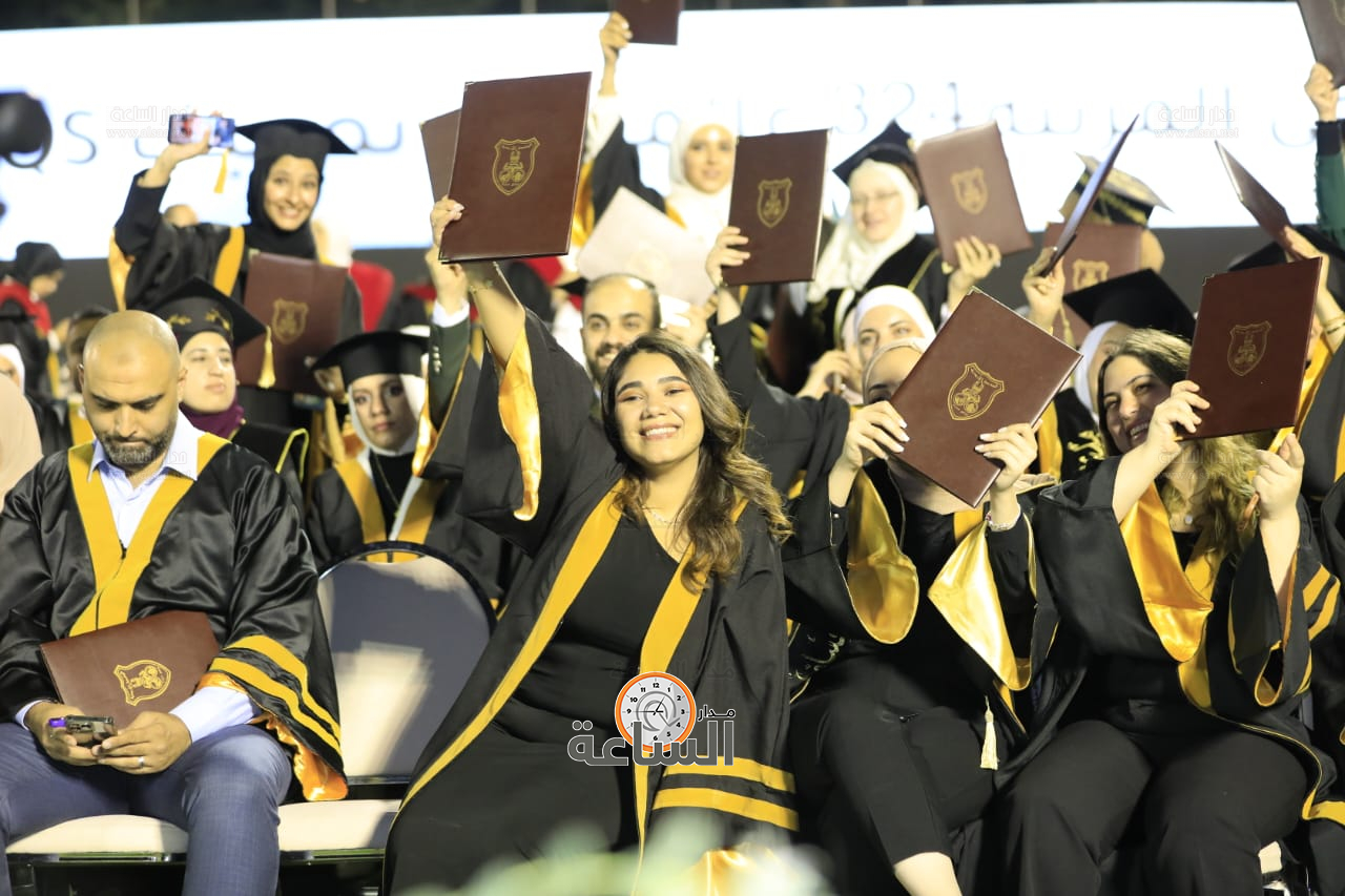 Madar Al-Saa Images 0.2859020959231273