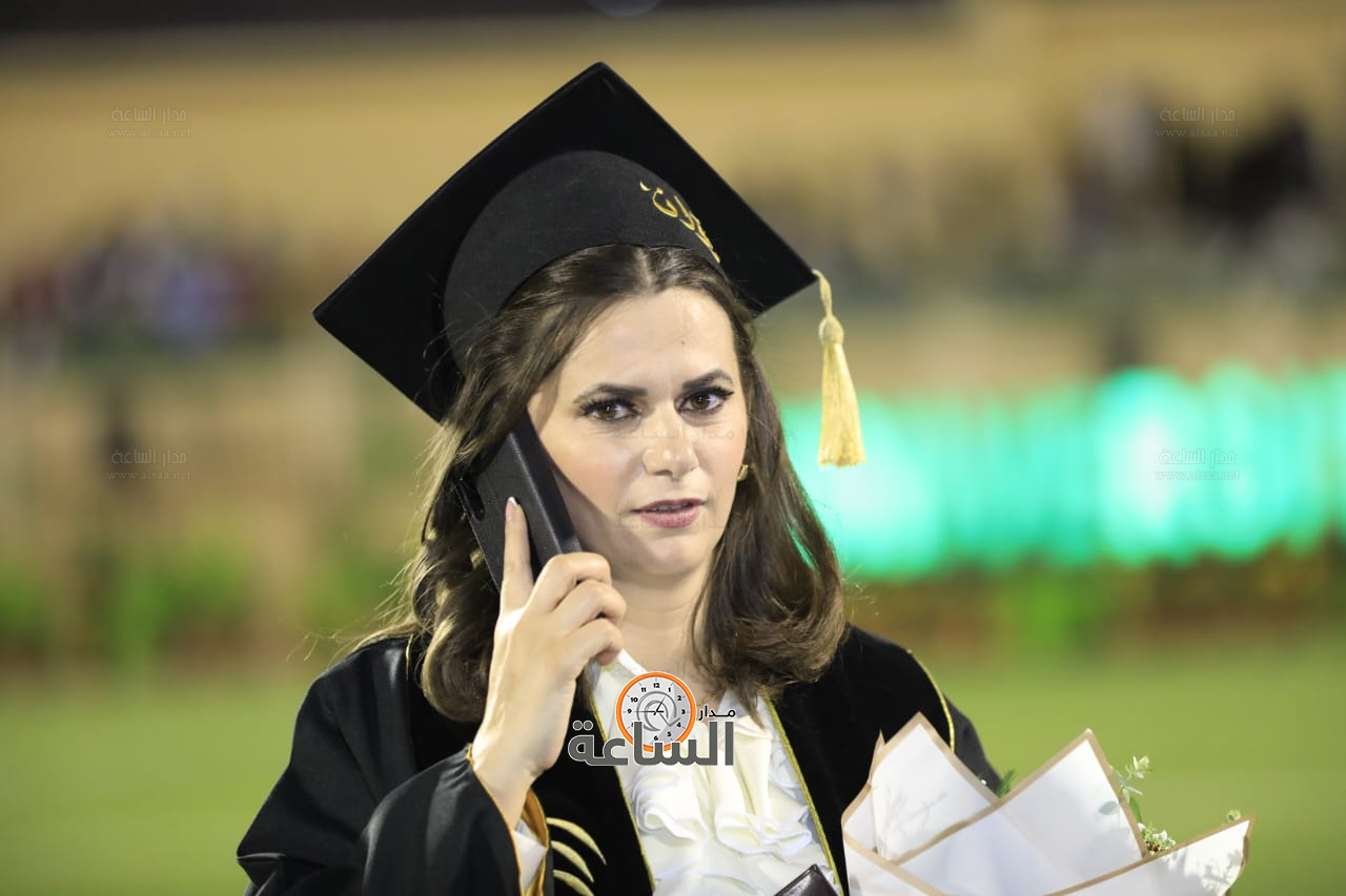 Madar Al-Saa Images 0.5000243176615498