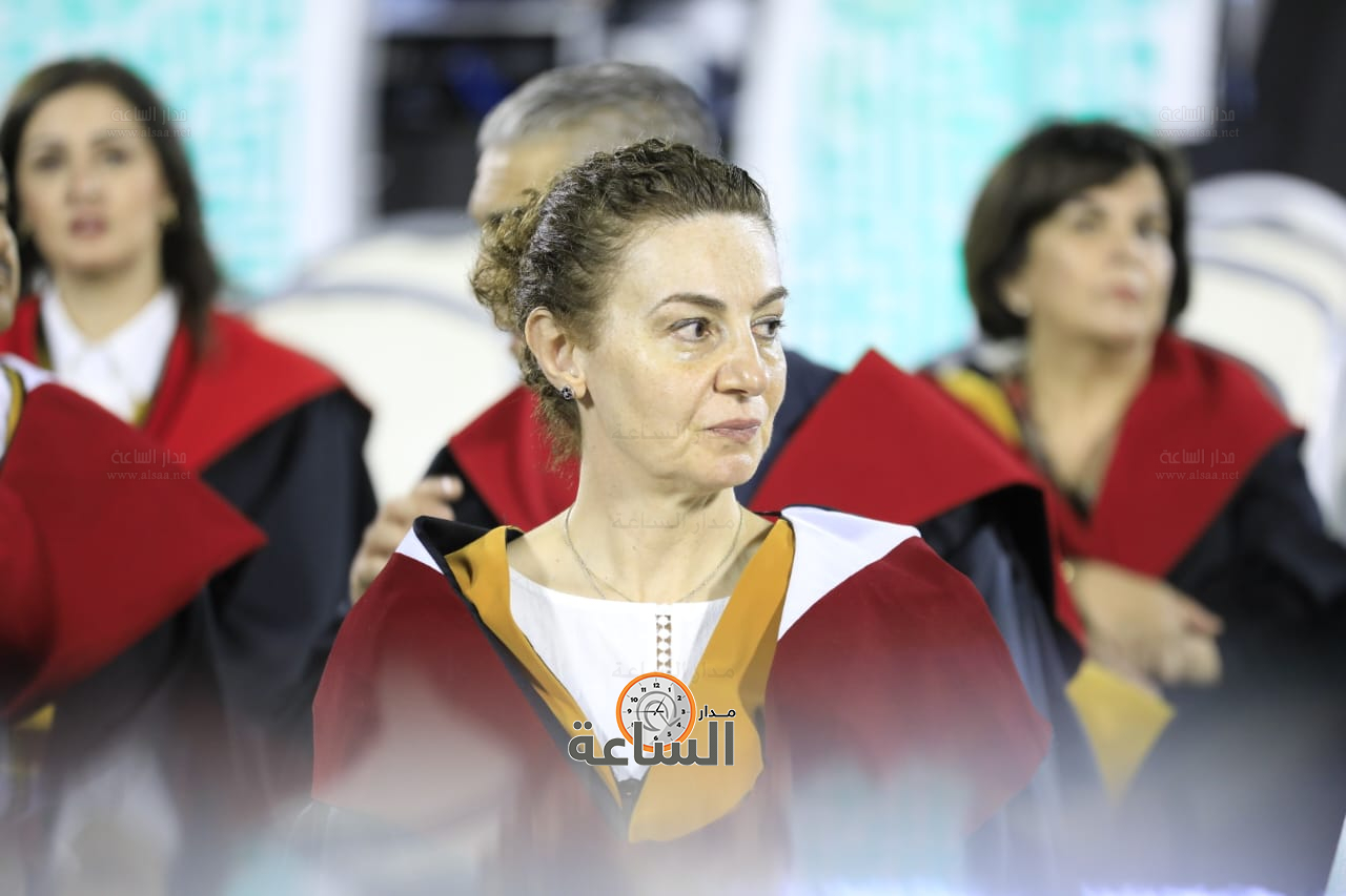 Madar Al-Saa Images 0.3747804610833847