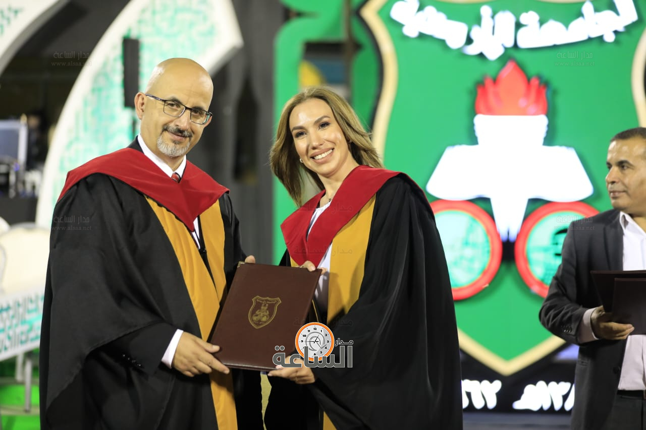 Madar Al-Saa Images 0.4227583214274365