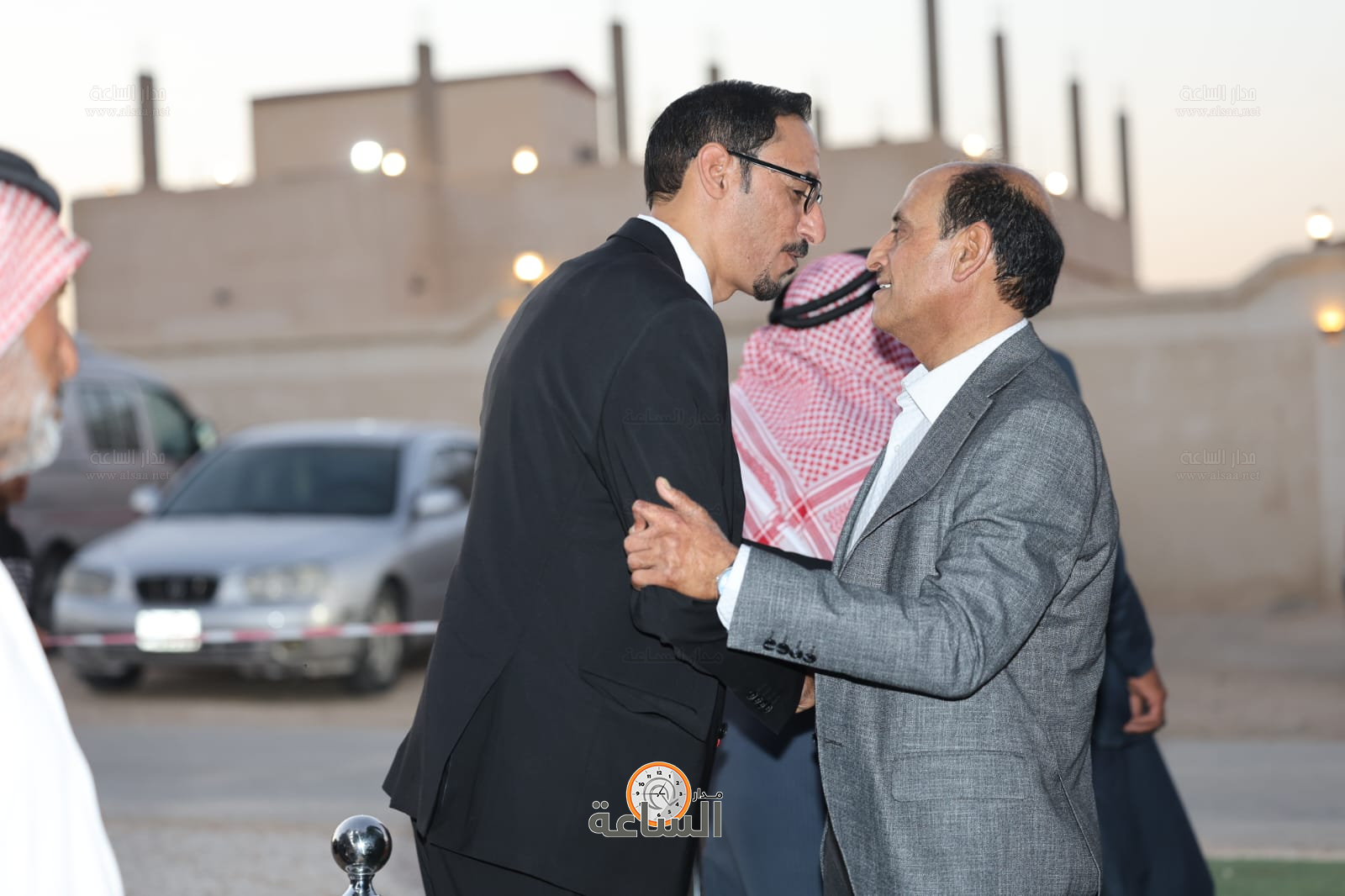 Madar Al-Saa Images 0.4421014410131541