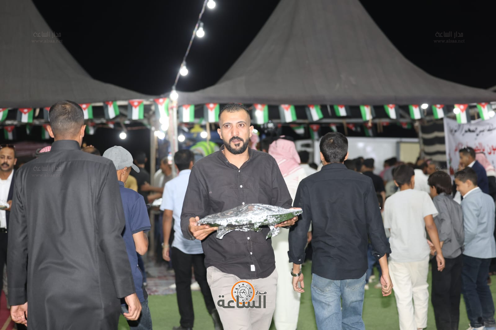 Madar Al-Saa Images 0.04312472566454839