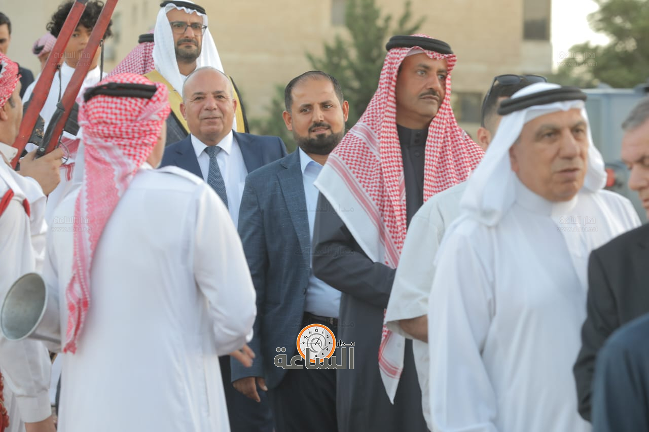 Madar Al-Saa Images 0.23415121768990566