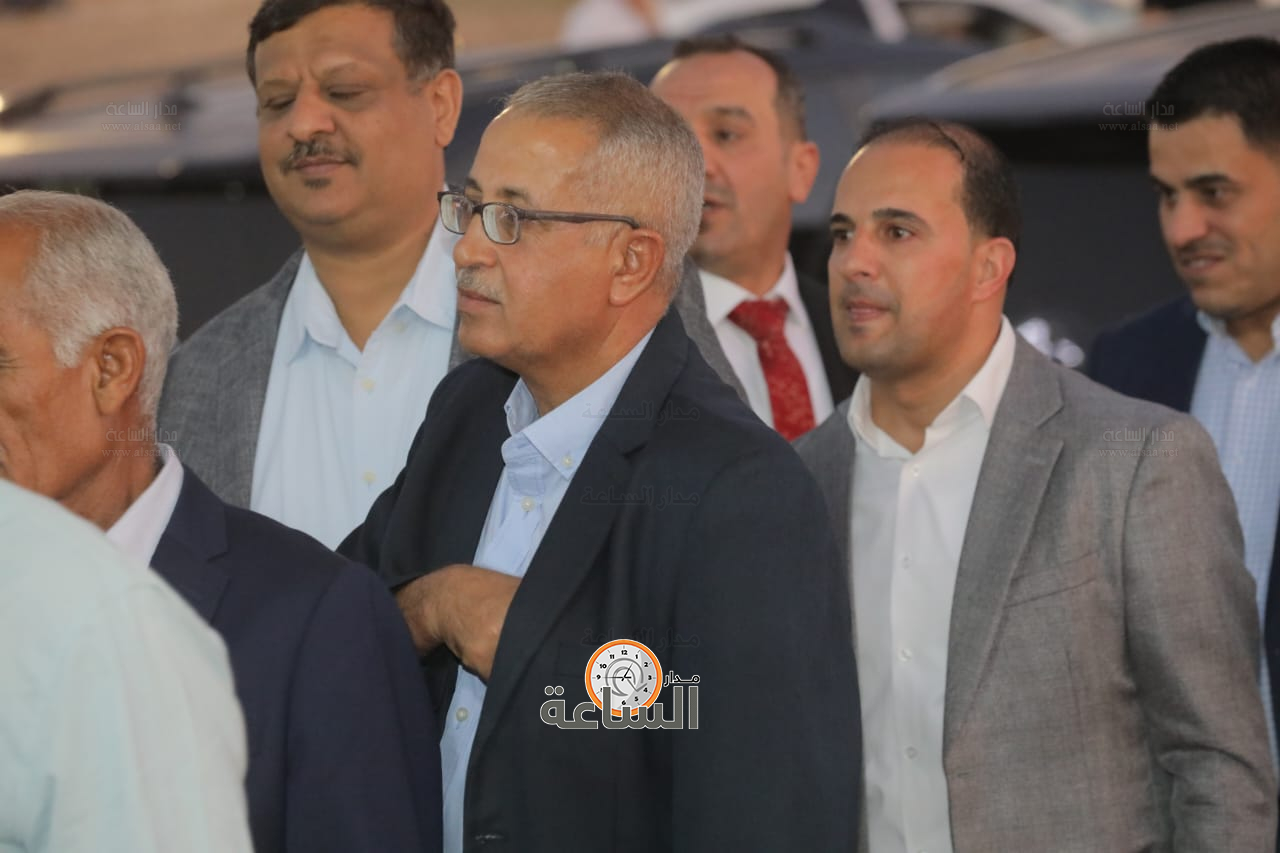 Madar Al-Saa Images 0.02518384759355996