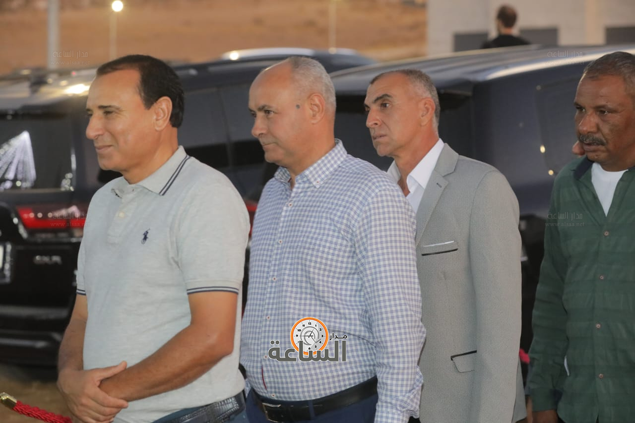 Madar Al-Saa Images 0.11340316570384013