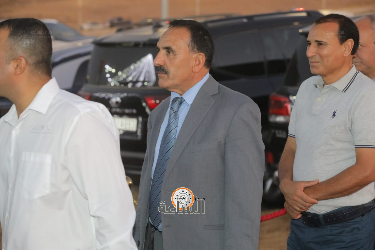 Madar Al-Saa Images 0.32784044854674954