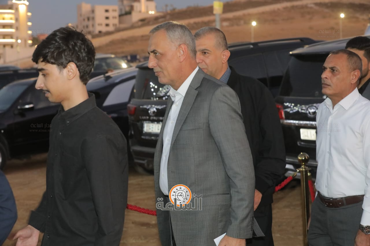 Madar Al-Saa Images 0.32017878532958377