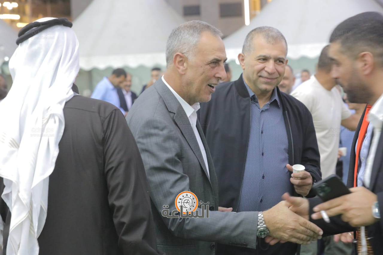 Madar Al-Saa Images 0.16837849329335286