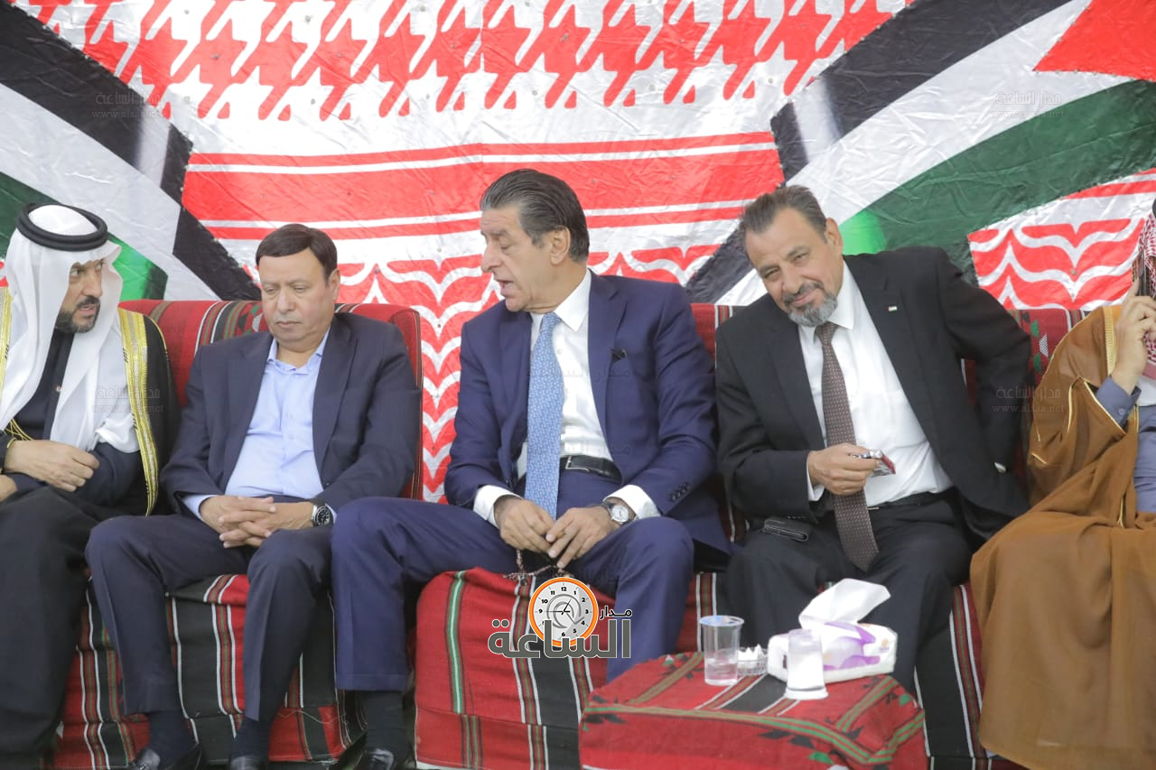 Madar Al-Saa Images 0.30532631453492287