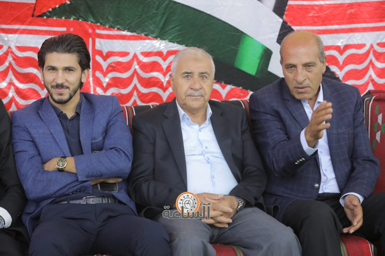 Madar Al-Saa Images 0.3956599557795879