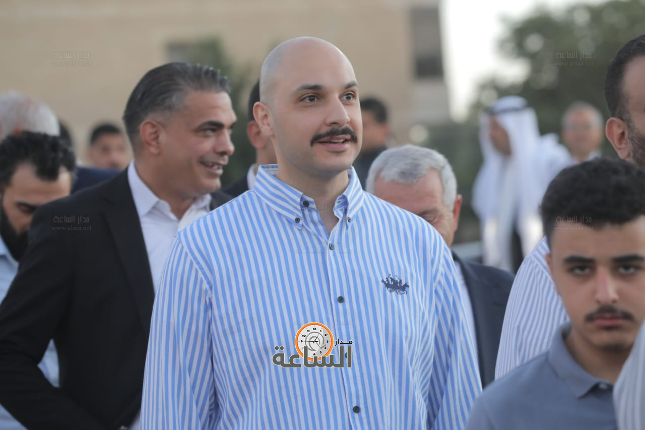 Madar Al-Saa Images 0.8872710698638777