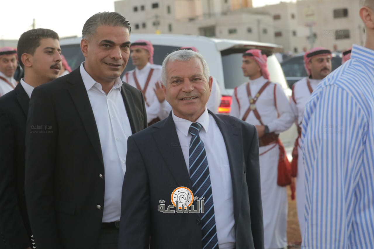 Madar Al-Saa Images 0.8674353637153862