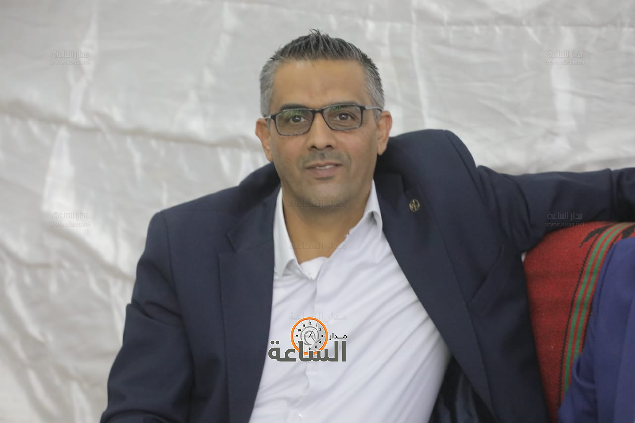 Madar Al-Saa Images 0.5569310102519691