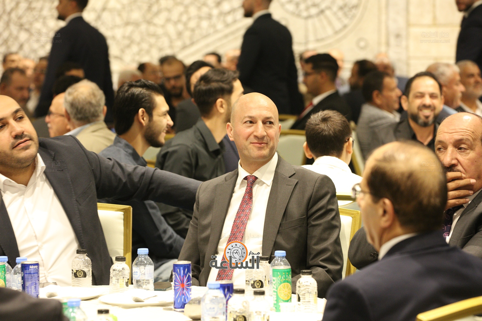 Madar Al-Saa Images 0.3372474067621293