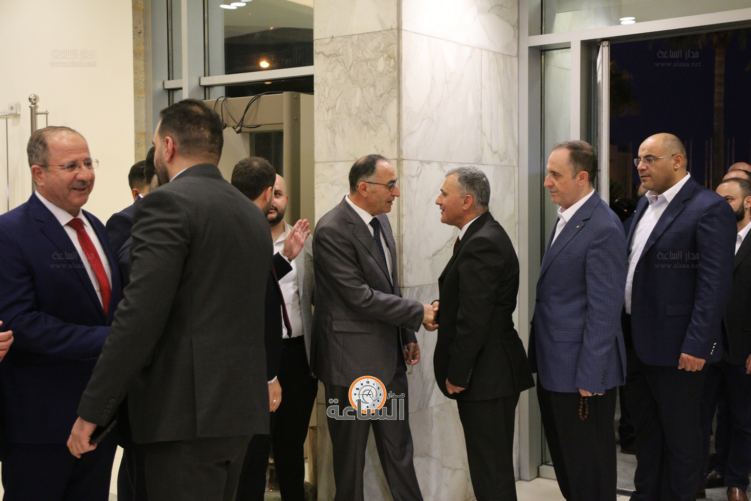 Madar Al-Saa Images 0.420278946603853