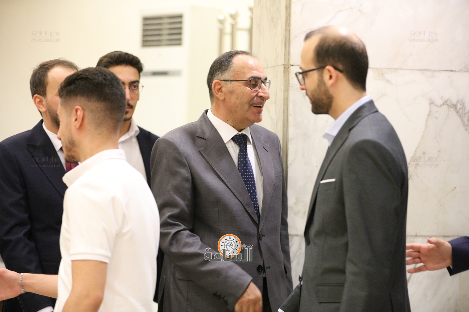 Madar Al-Saa Images 0.9822291241921476