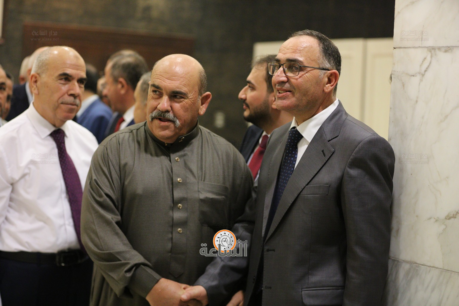 Madar Al-Saa Images 0.4024092595425388