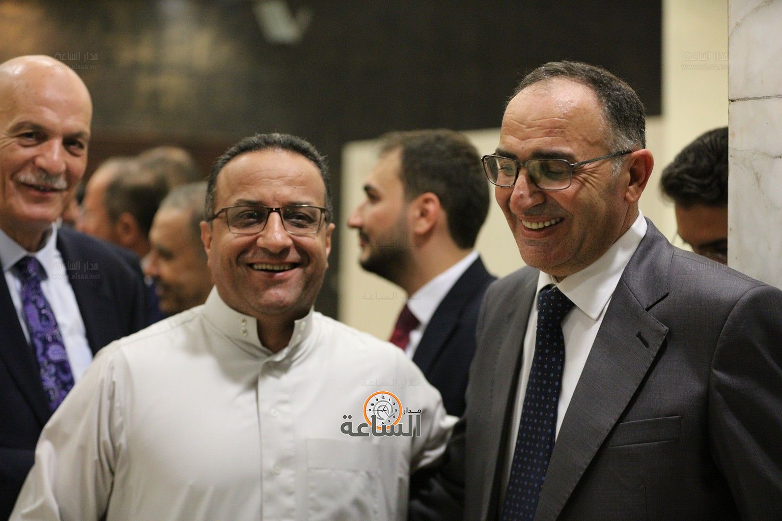 Madar Al-Saa Images 0.9318131735426841