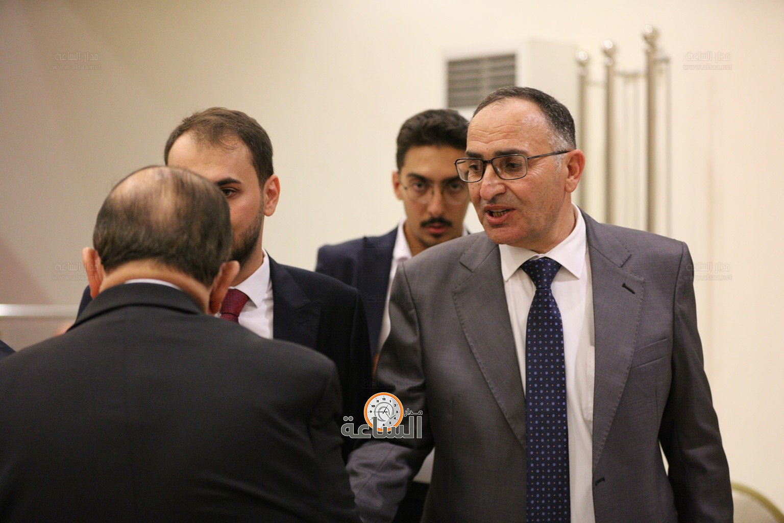 Madar Al-Saa Images 0.7033578340406212