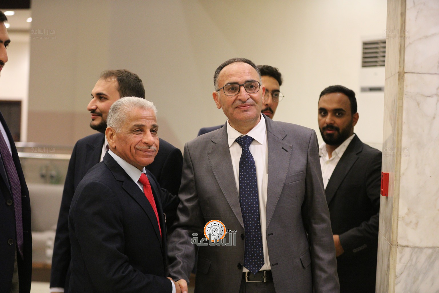 Madar Al-Saa Images 0.9605561935574551