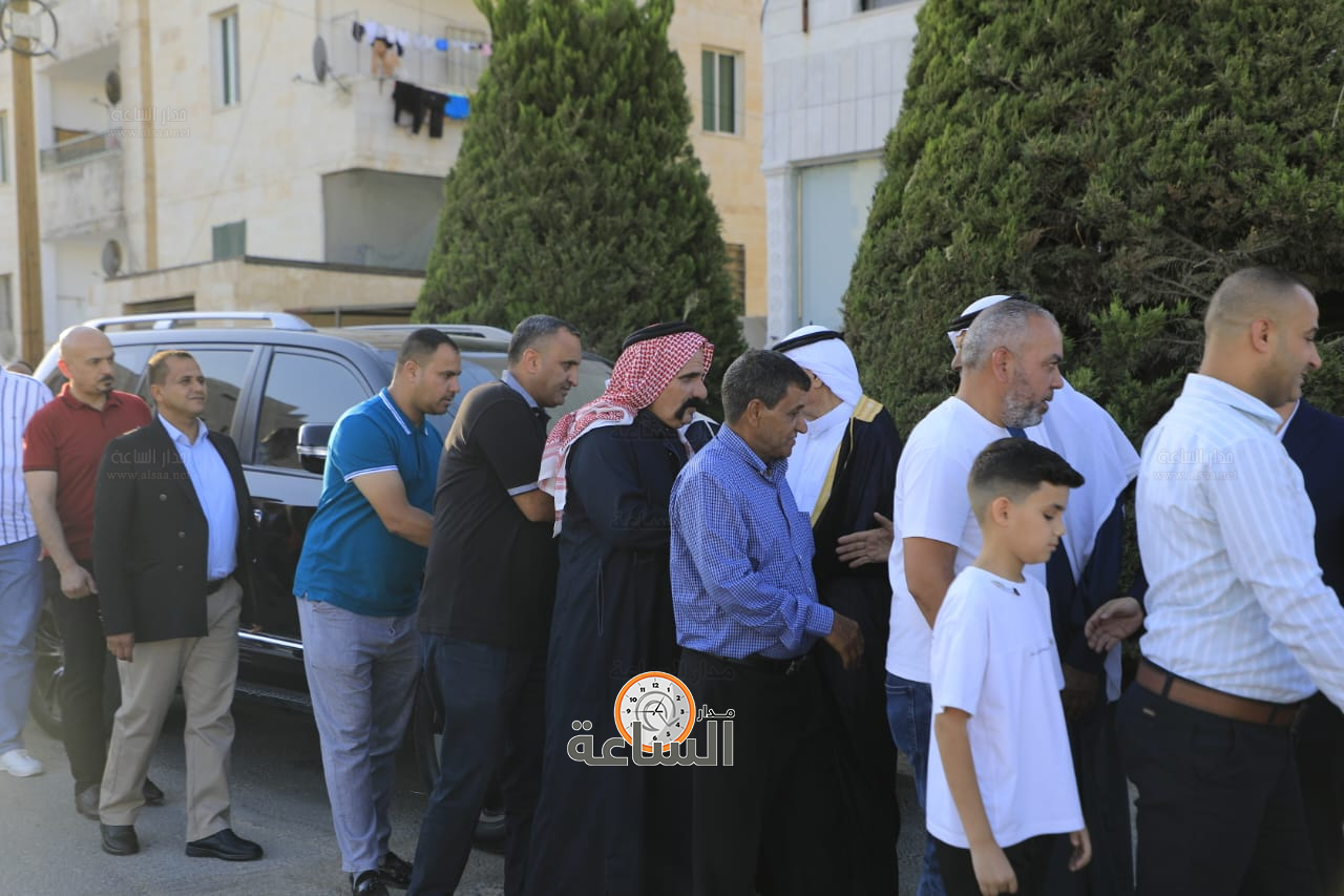 Madar Al-Saa Images 0.8351630096949932