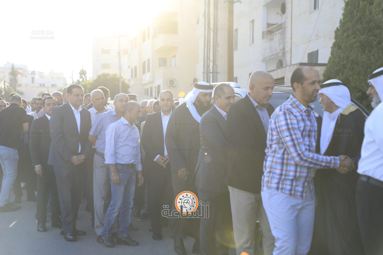 Madar Al-Saa Images 0.3063229392326532