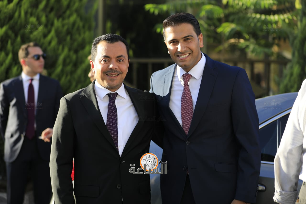 Madar Al-Saa Images 0.3954533104279315