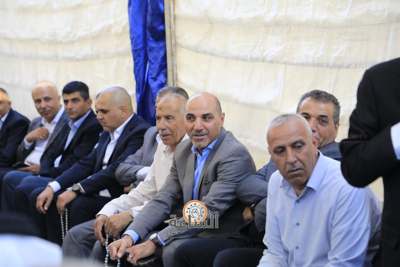 Madar Al-Saa Images 0.46745580463159