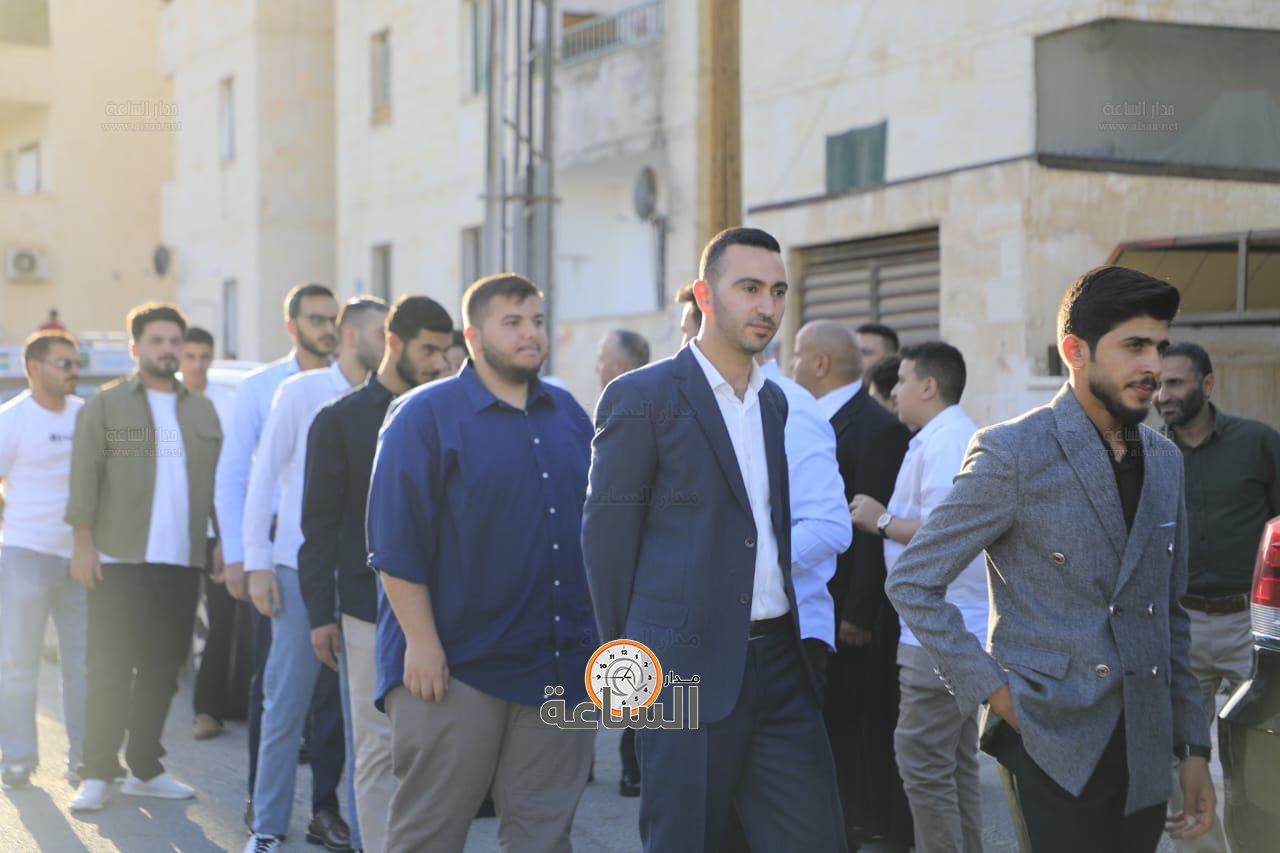 Madar Al-Saa Images 0.4102800179870967