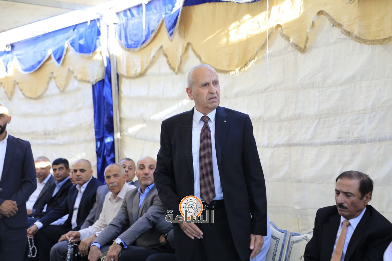 Madar Al-Saa Images 0.7690865388125109