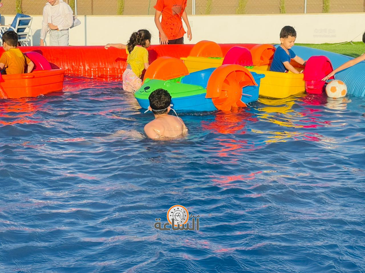 Madar Al-Saa Images 0.1512902565803217