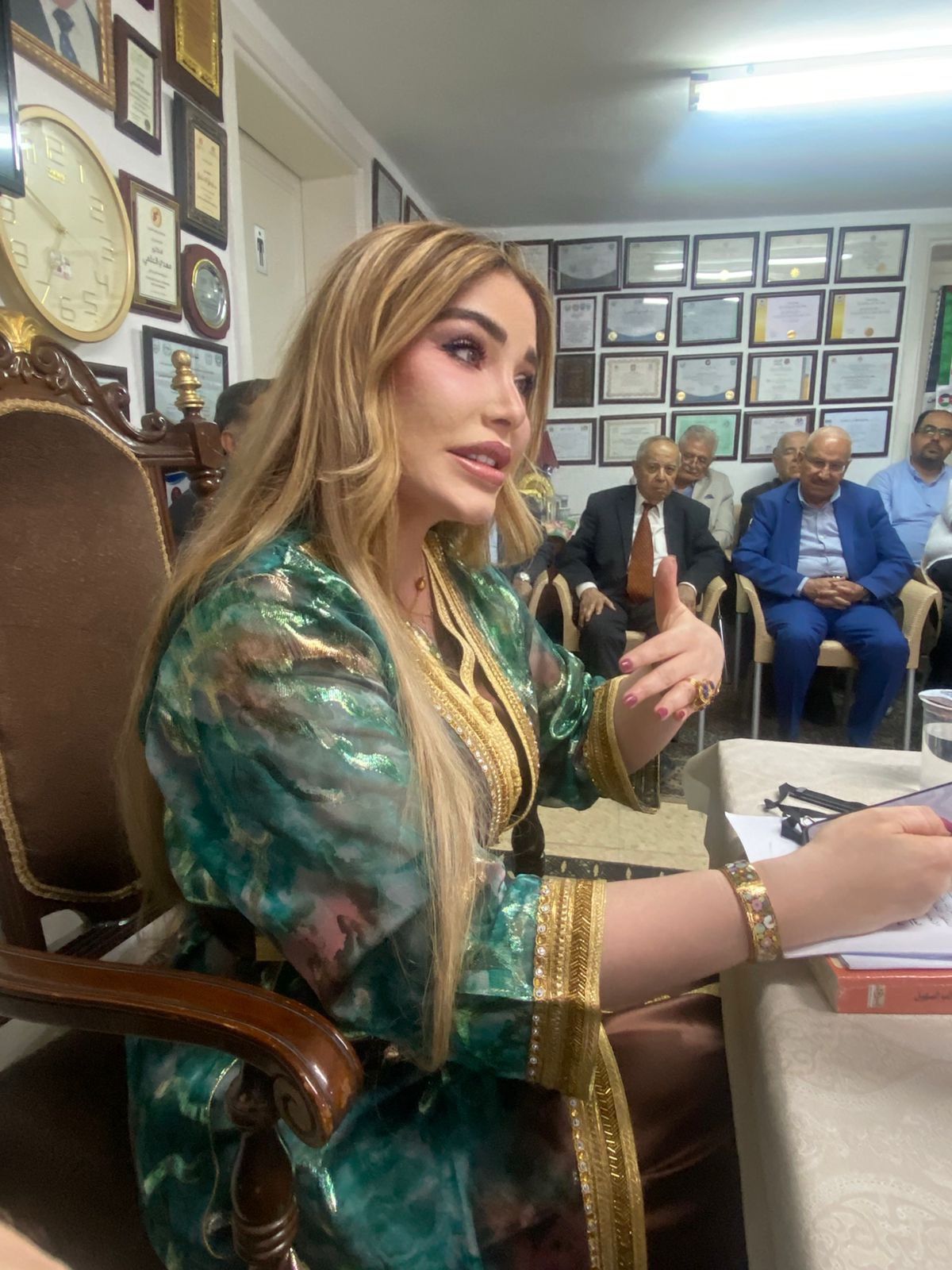 Madar Al-Saa Images 0.002754623862488037