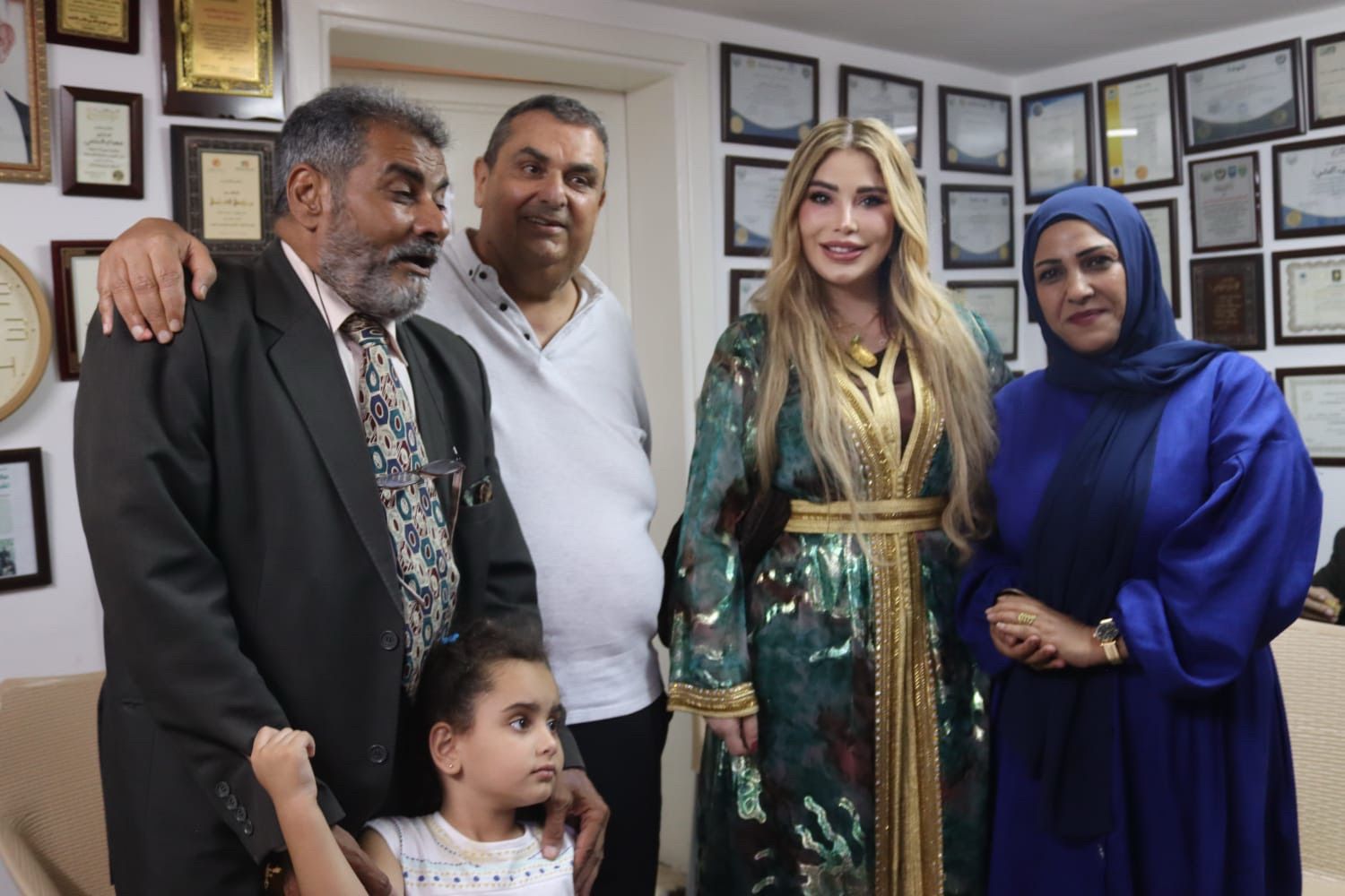 Madar Al-Saa Images 0.019491971273341124