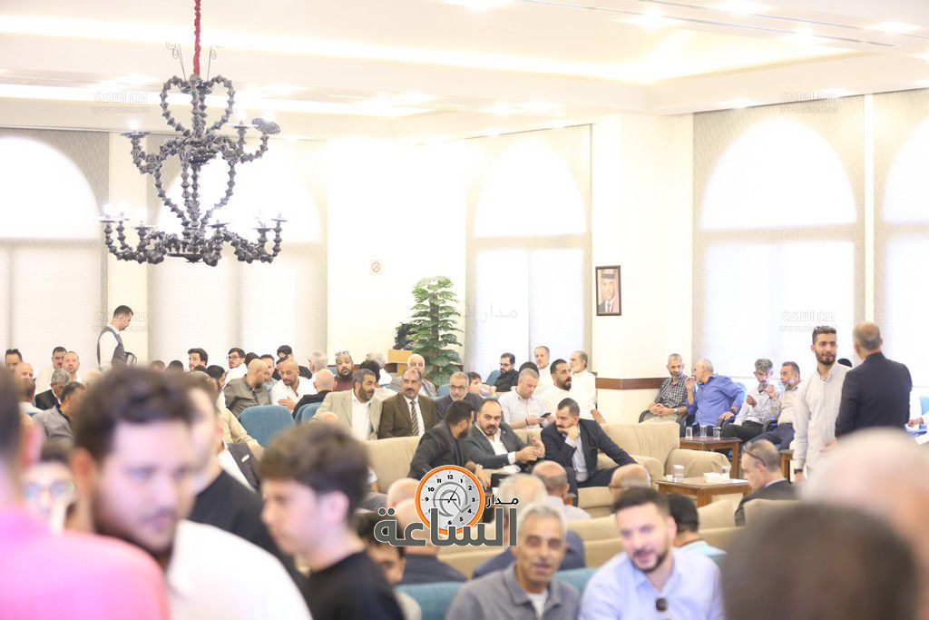 Madar Al-Saa Images 0.35218452601314576