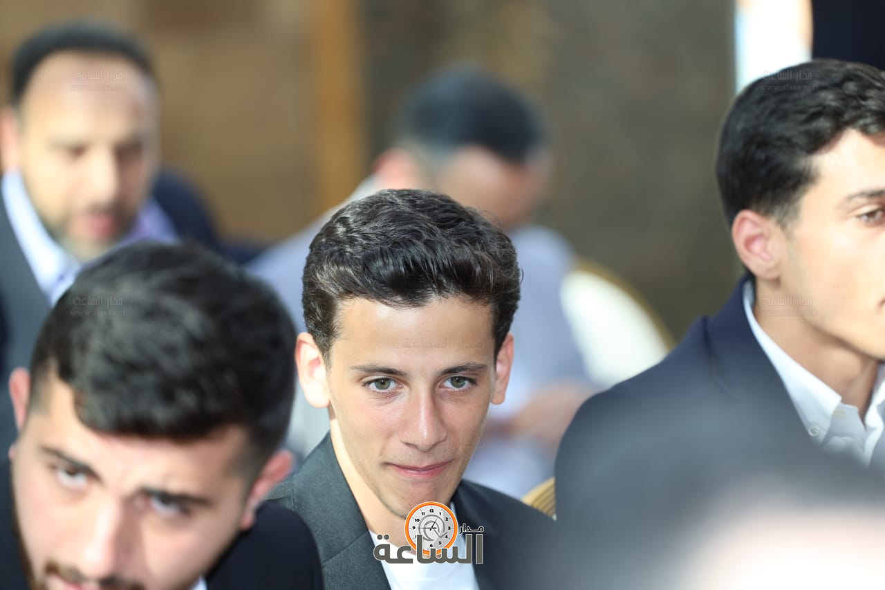 Madar Al-Saa Images 0.5980392707176319