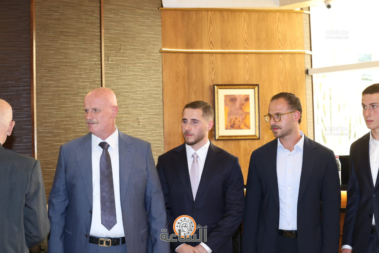 Madar Al-Saa Images 0.9471294841454881