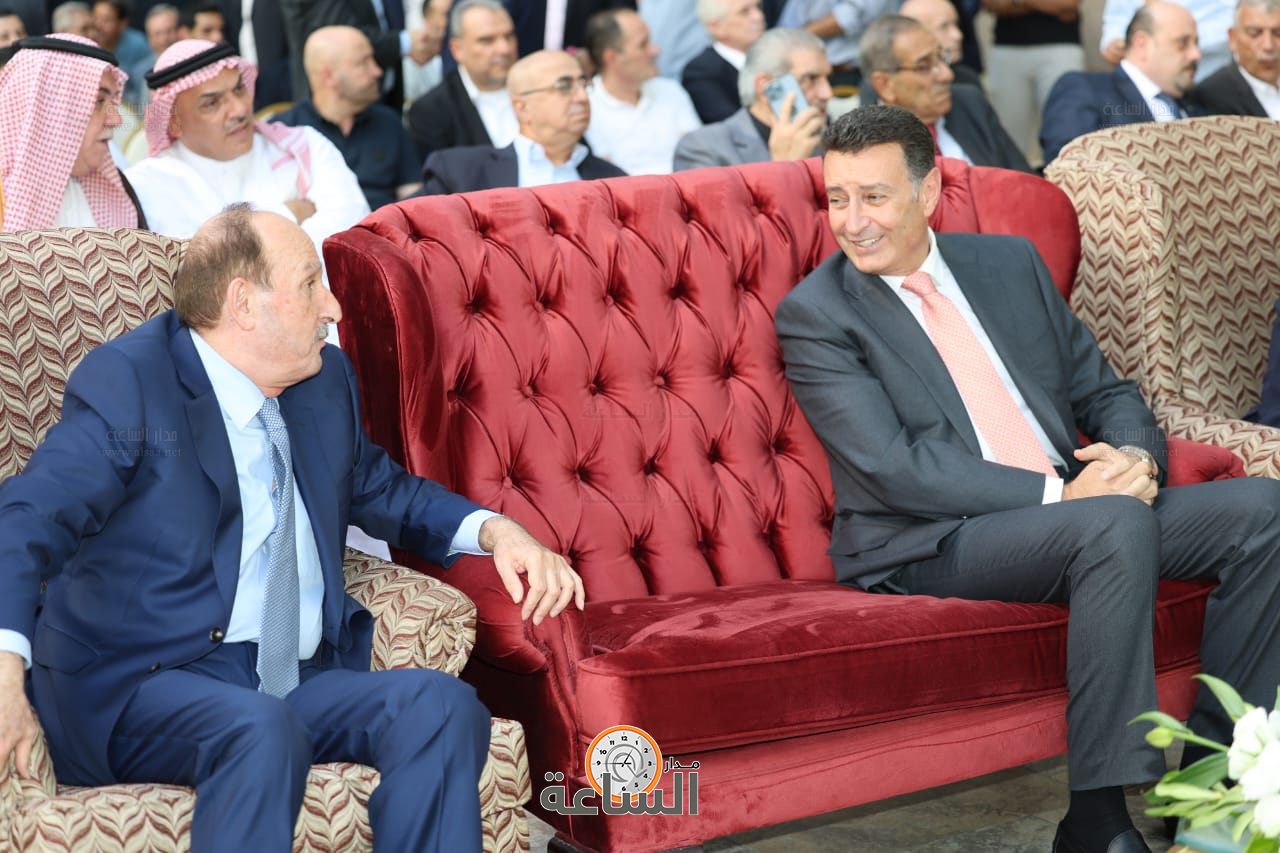 Madar Al-Saa Images 0.2345373699940545