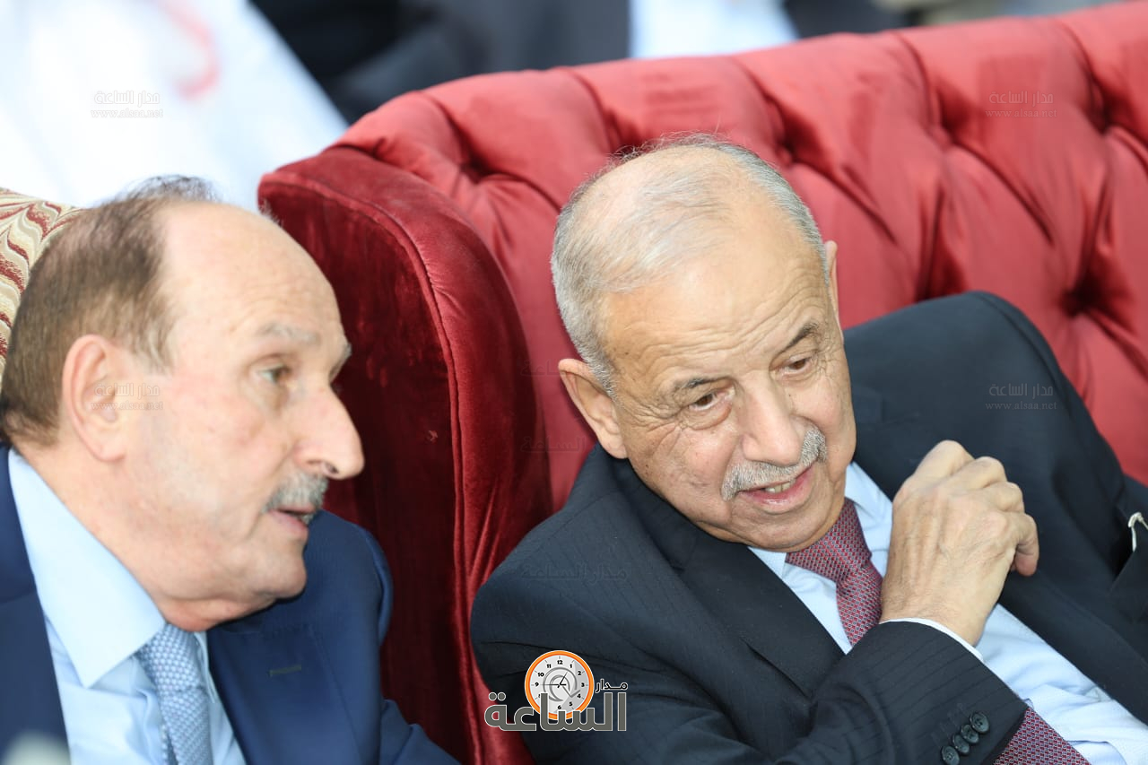 Madar Al-Saa Images 0.40047208874078155