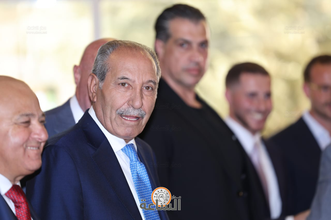 Madar Al-Saa Images 0.9624576339287161