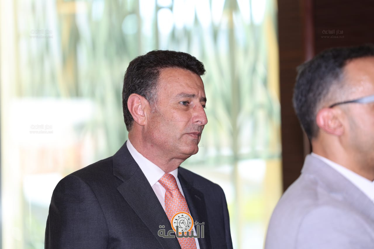 Madar Al-Saa Images 0.7536169532503252