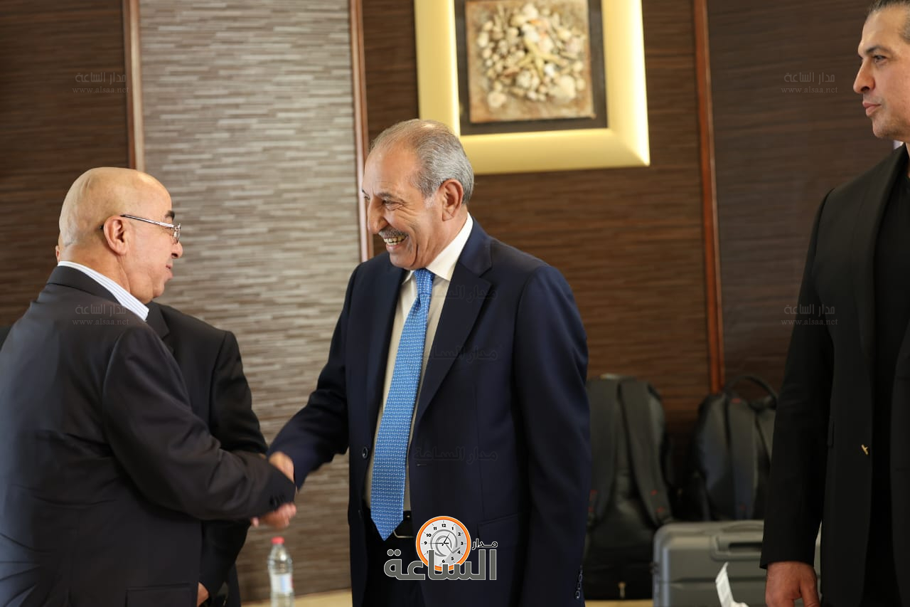 Madar Al-Saa Images 0.8657075309190517