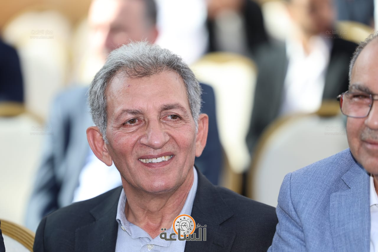 Madar Al-Saa Images 0.19168729592640565